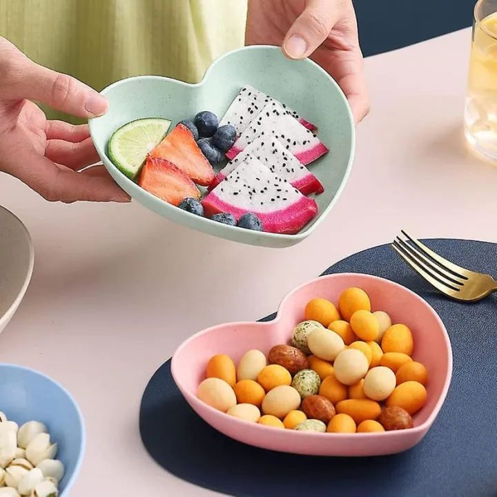 10Pcs Heart Shape Plastic Plates Set | Multi-Functional Snack & Dining Dishes